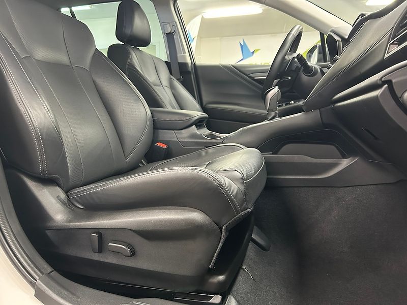 Subaru Outback (2023) 2.5 TOURING 2023 | Záruka - fotka 30 z 53