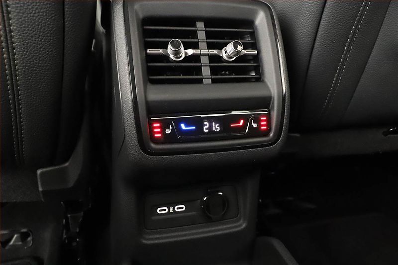 Škoda Kodiaq (2024) 2.0 TDI, Exclusive Selection - fotka 18 z 21