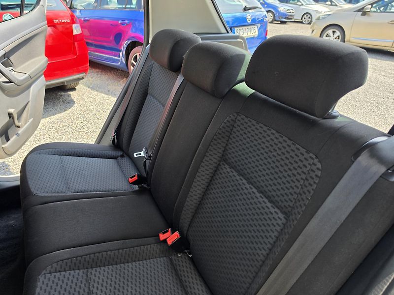 Škoda Fabia 1.2 TSI  - fotka 9 z 30