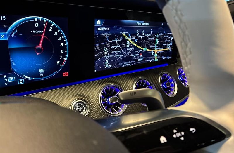 Mercedes-Benz AMG GT 4 63 SE Performance 360k HuD - fotka 20 z 24