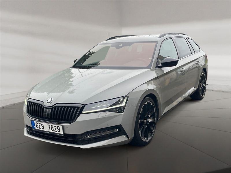 Škoda Superb 2,0 TDI Sportline DSG - fotka 3 z 11