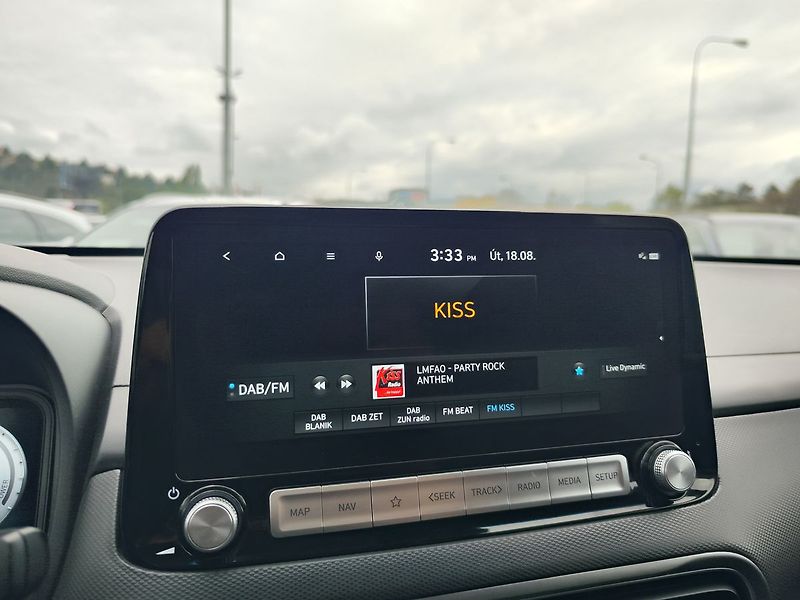 Hyundai Kona EV/64kWh Czech Edition AT - fotka 20 z 35