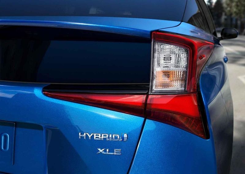 Toyota Prius AWD-e
