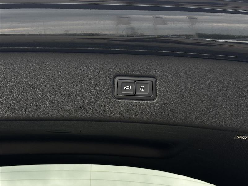 Audi Q7 3,0 TDI 210kW quattro S-line - fotka 15 z 42