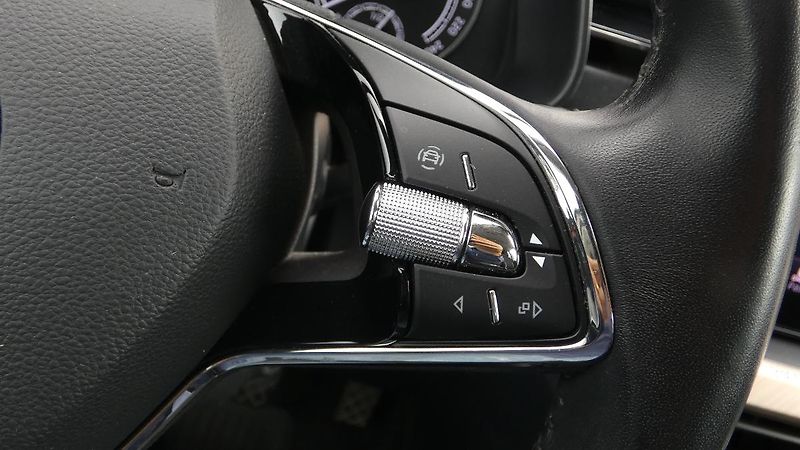 Škoda Scala 1.0 TSI Style - fotka 12 z 23