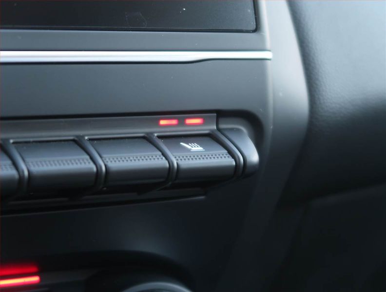 Renault Captur (2024) 1.0 TCe, ČR,1.maj, Serv.kniha - fotka 19 z 21