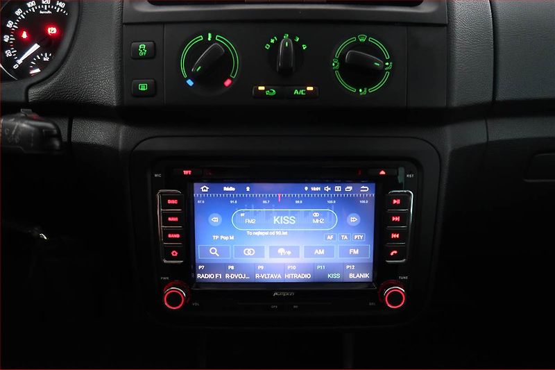 Škoda Fabia (2014) Ambition 1.2 TSI, Tempomat - fotka 12 z 17