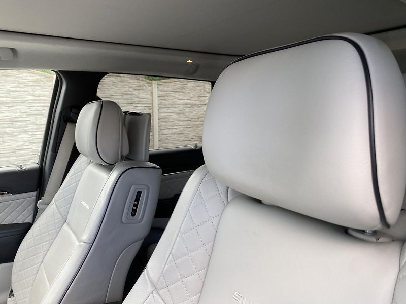 Jeep Grand Cherokee 3.0CRDi 4x4 SUMMIT EXTRA FULL! - fotka 160 z 181