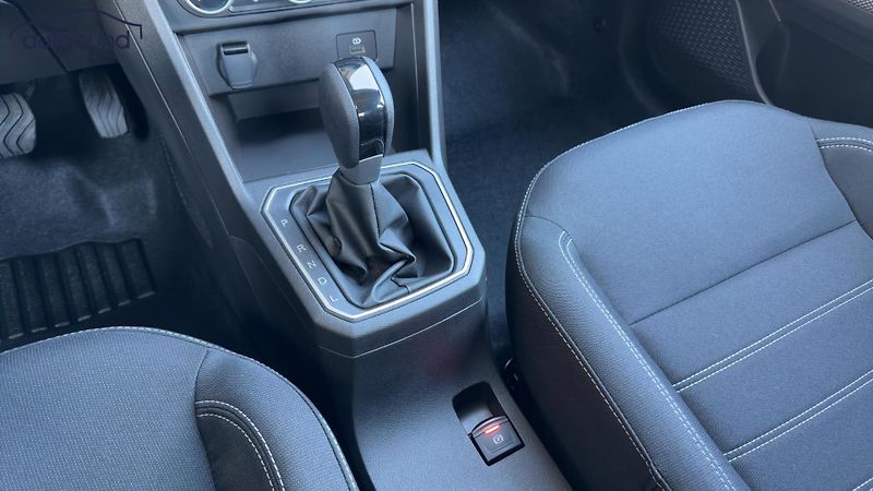 Dacia Logan 1,0 TCe 90 CVT Black Edition - fotka 12 z 22