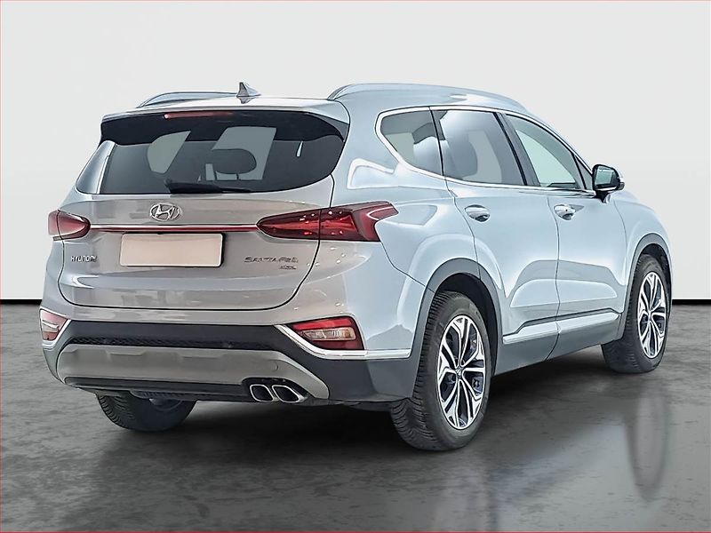Hyundai Santa Fe (2018) 2.2 CRDi Blue - fotka 5 z 28