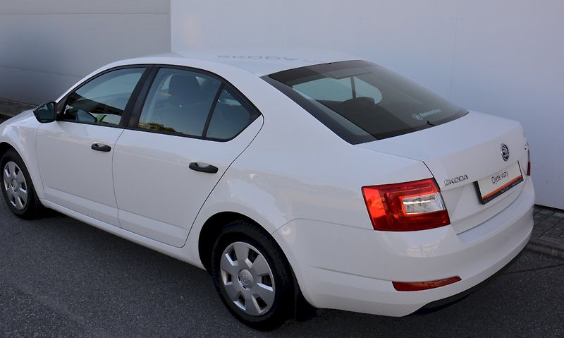 Škoda Octavia (2017) 1.6 TDI 66 kW Active PLUS - fotka 11 z 22