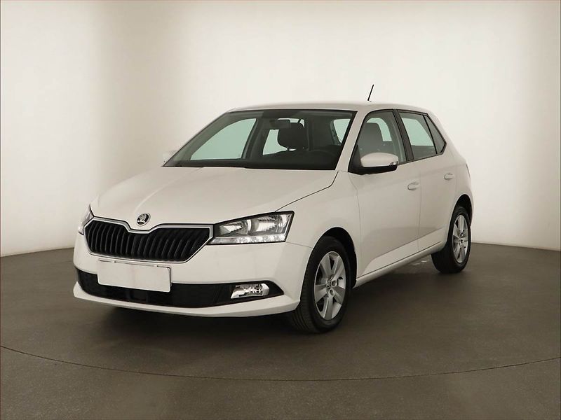 Škoda Fabia (2019) Ambition 1.0, Serv.kniha - fotka 2 z 13