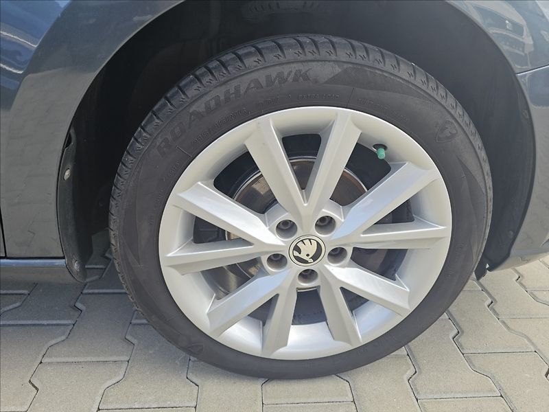 Škoda Fabia III 1,2TSi 66KW Ambition - fotka 39 z 48