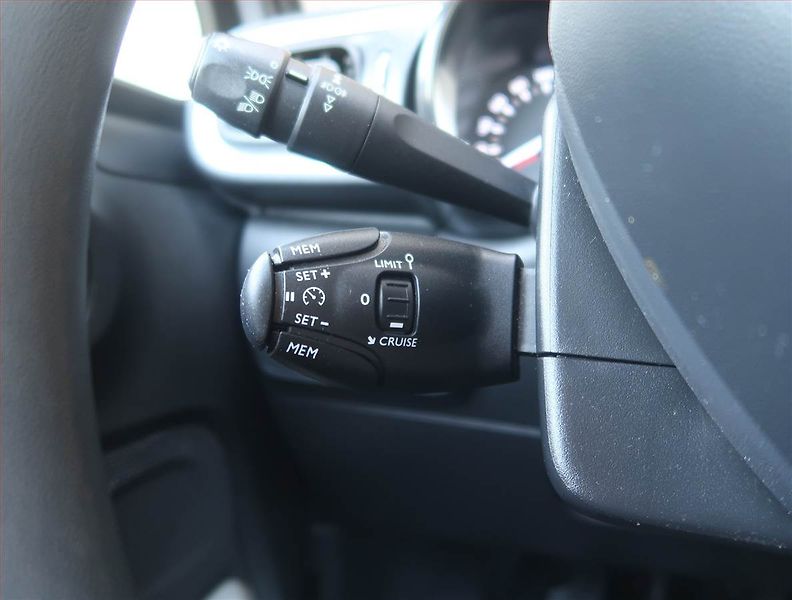 Citroën C3 (2020) Feel 1.2 PureTech, Serv.kniha - fotka 15 z 15