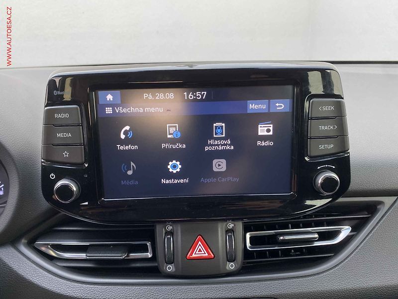 Hyundai i30 (2021) 1.6 CRDi, ČR, LED,, temp - fotka 16 z 17
