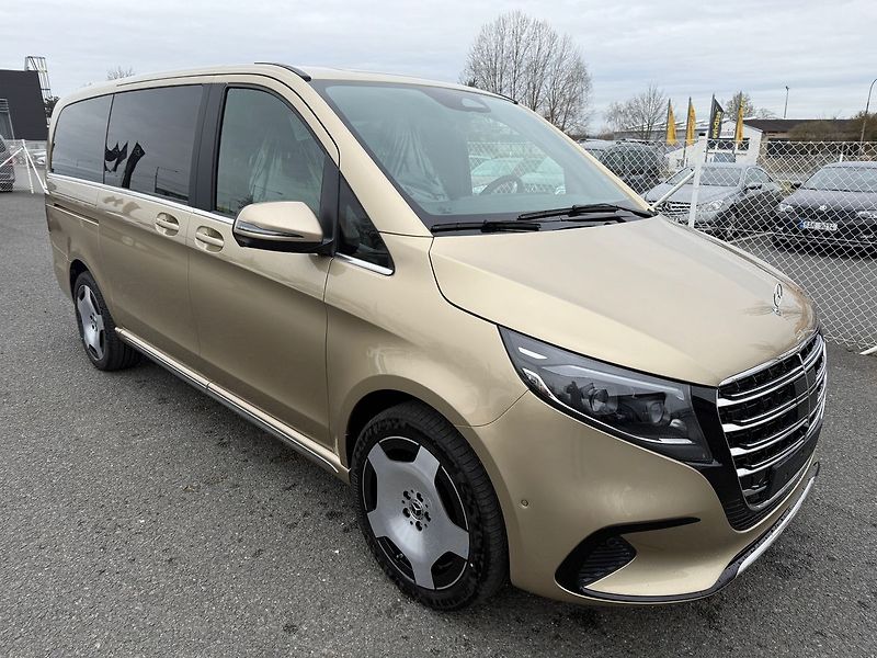 Mercedes-Benz Ostatní (2025) EXCLUSIVE L 4MATIC - fotka 3 z 8