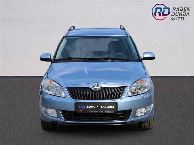 Škoda Roomster 1,2 TSI  NAVIGACE,STYLE - fotka 2 z 24
