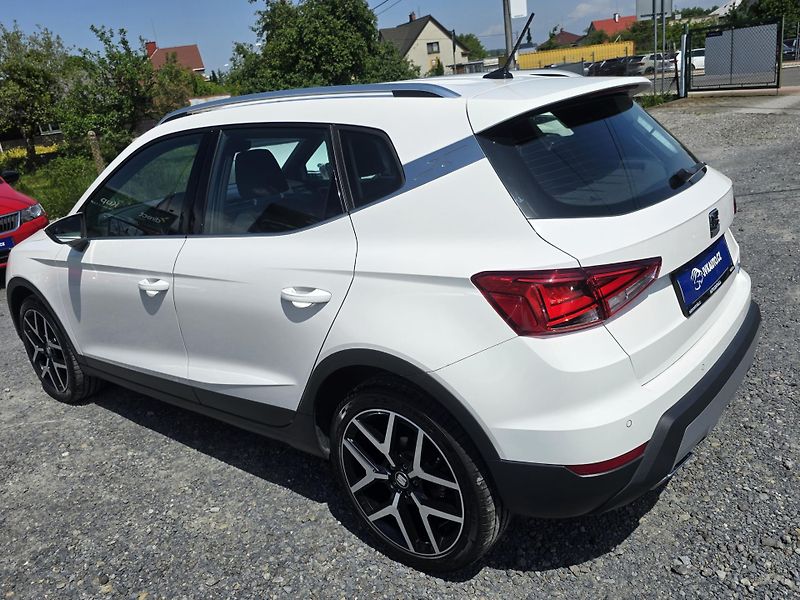 Seat Arona FR 1.5 TSI 110KW FULL LED NAVI - fotka 4 z 26