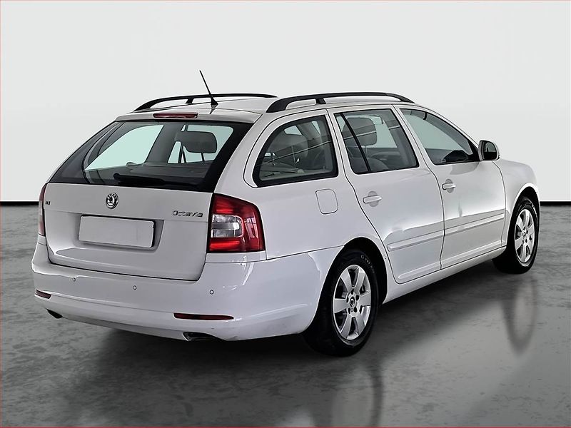 Škoda Octavia (2013) Elegance 1.6 TDI, Automat - fotka 5 z 17