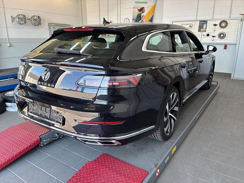 Volkswagen Arteon Shooting Brake R-LINE 2,0TD 147kw DSG 4MOTION - fotka 2 z 12