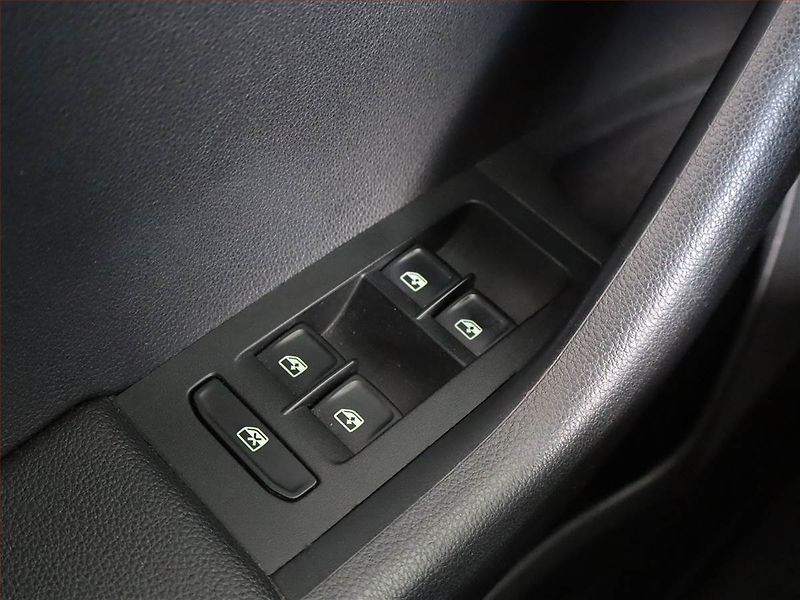 Škoda Octavia (2017) 1.4 TSI, Tempomat - fotka 21 z 22