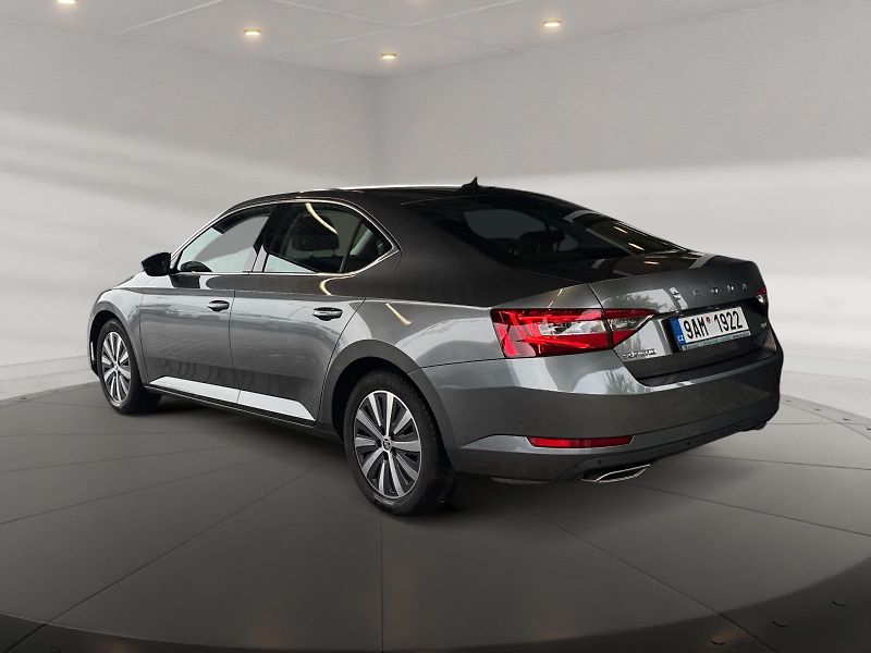 Škoda Superb (2022) STYLE 2.0TSI 206kW DSG 4x4 CZ - fotka 4 z 11
