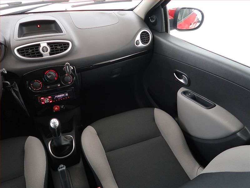 Renault Clio (2011) 1.2 TCe, nová STK, CZ doklady - fotka 8 z 15