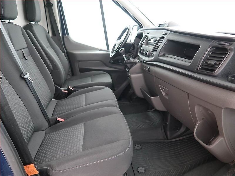Ford Transit (2021) Trend 2.0 EcoBlue, L2H2, 1.0t - fotka 9 z 17