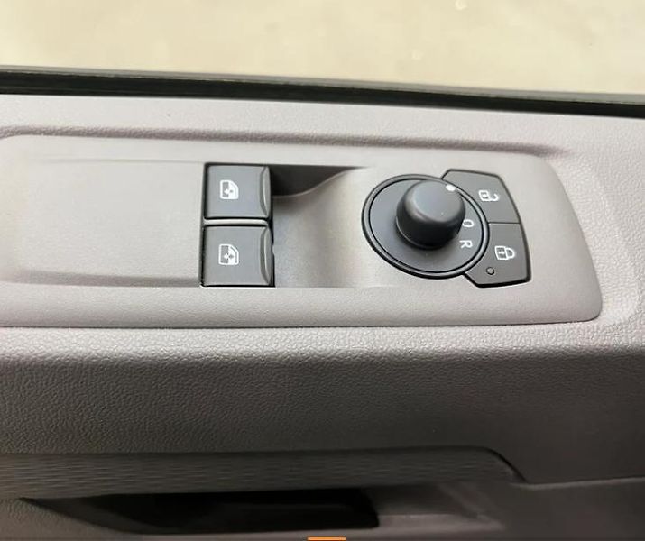 Volkswagen Transporter (2026) - fotka 12 z 14
