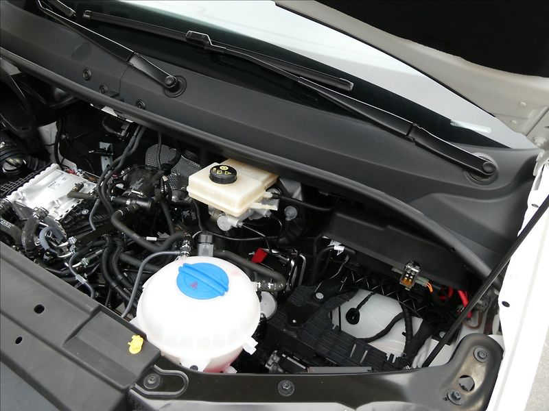 Volkswagen Crafter 2,0 TDi 103kW DPH,serviska,ČR - fotka 39 z 50