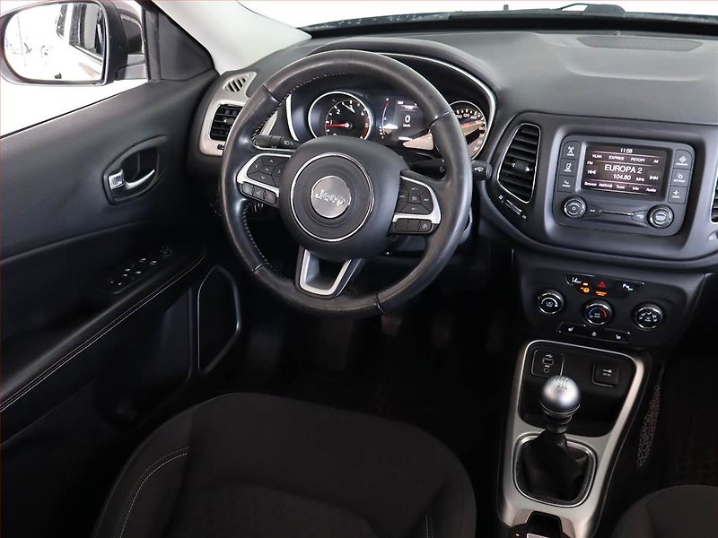 Jeep Compass (2019) 1.6 MultiJet, Tempomat - fotka 7 z 21