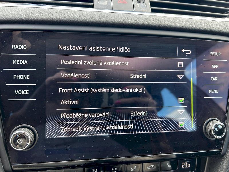 Škoda Octavia (2020) OCT.COM STY TD 85/1.6 M5F - fotka 23 z 28