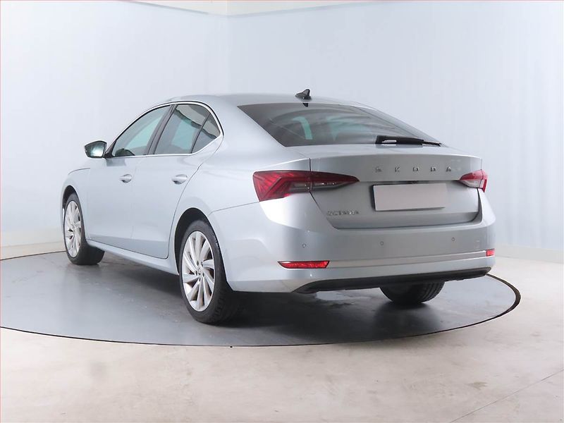Škoda Octavia (2022) Style Plus 2.0 TDI - fotka 4 z 16