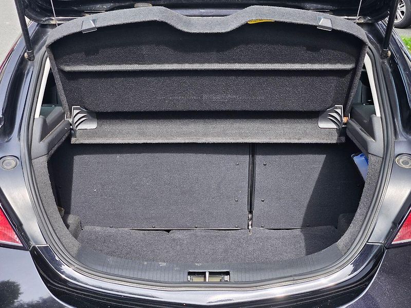 Opel Astra 1,8 ECOTEC 103kW, 2.majitel - fotka 27 z 27