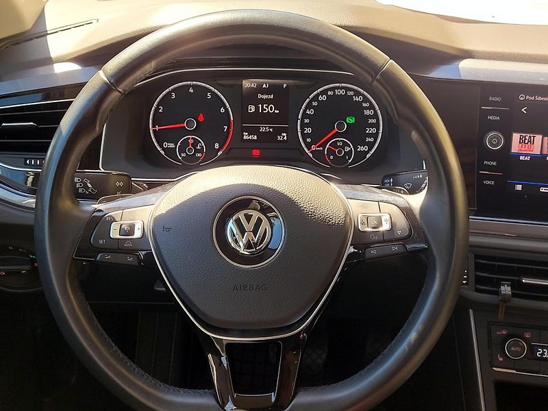 Volkswagen Polo 1,0TSi DSG Highline CEBIA - fotka 39 z 46