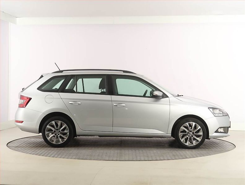 Škoda Fabia (2021) 1.0 TSI, Serv.kniha, Navi - fotka 6 z 20