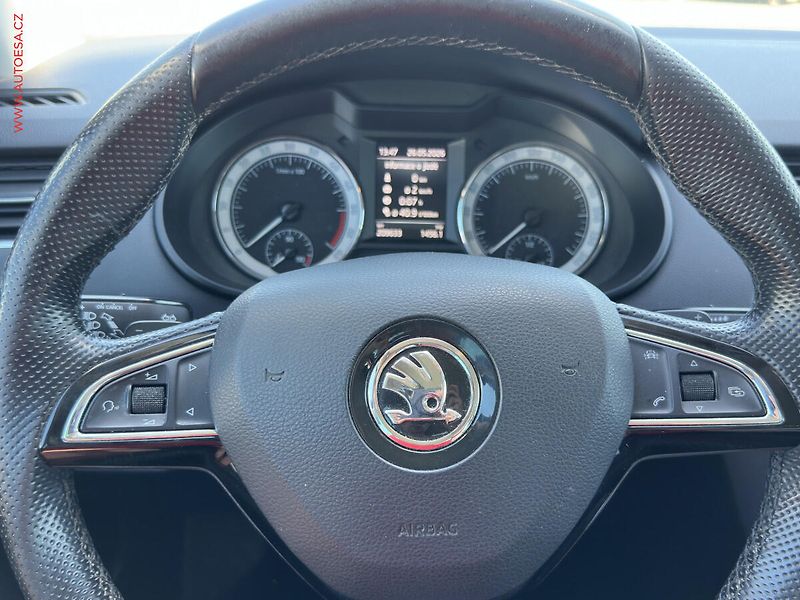 Škoda Octavia (2018) 1.6 TDi, AT, navi, autoAC - fotka 12 z 19