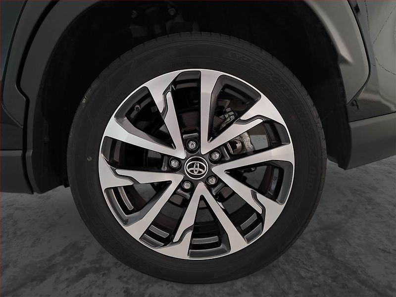 Toyota Corolla Cross (2024) 1.8 Hybrid - fotka 15 z 23