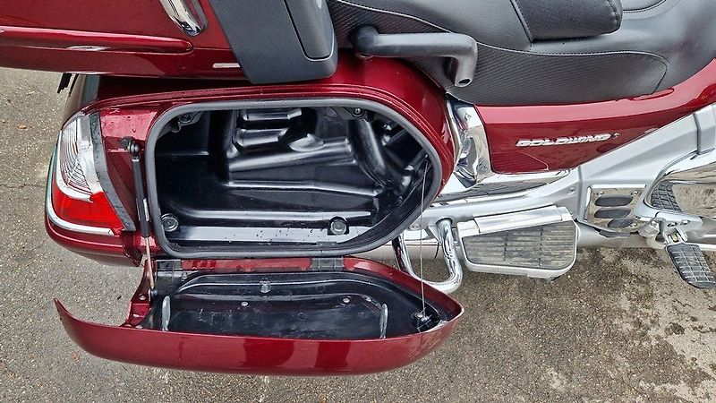 Honda GL 1800/ČR/1.majitel/4365km !! - fotka 16 z 24