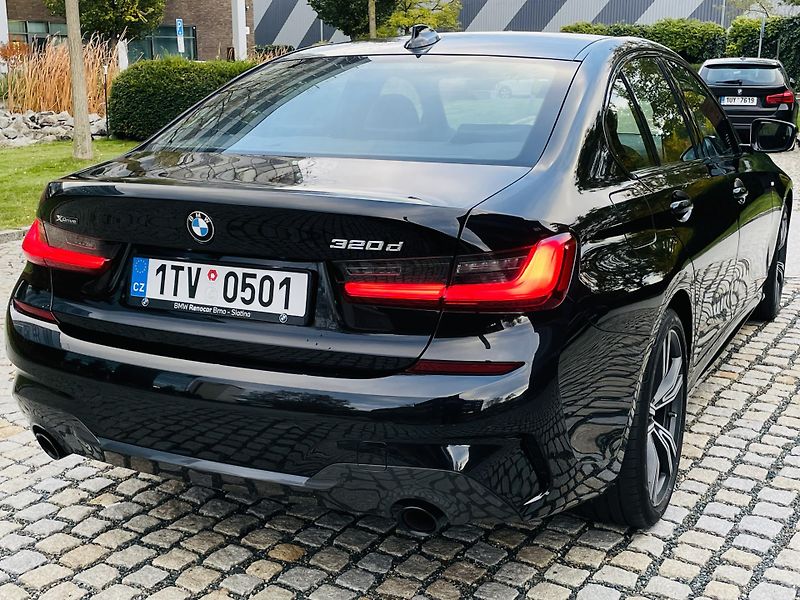 BMW Řada 3 320d XDRIVE M-PAKET VÝHŘEV - fotka 14 z 59