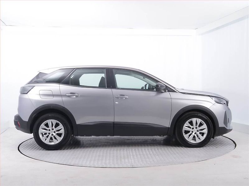 Peugeot 3008 (2022) 1.5 BlueHDi, Automat - fotka 6 z 17