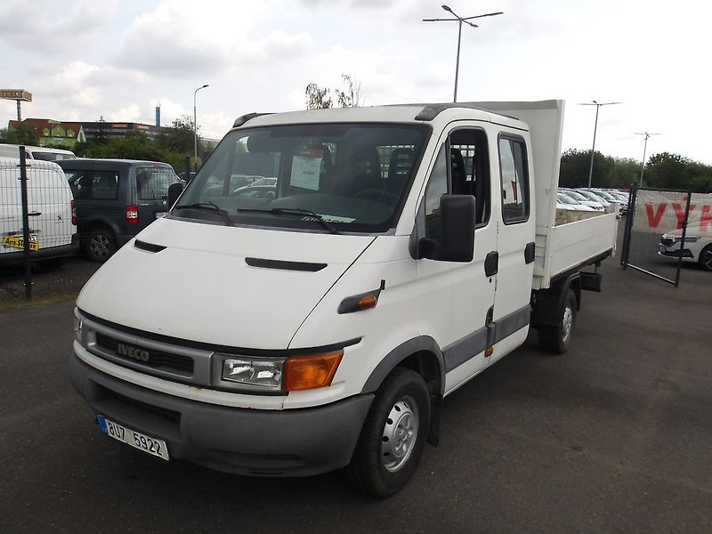 Iveco Daily 2,3 JTD SKLÁPĚČ 7 MÍST !!! - fotka 2 z 24