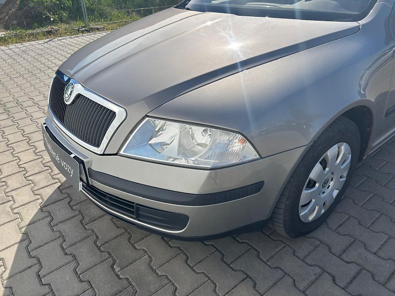 Škoda Octavia 1.9 TDI / 77 kW - fotka 23 z 25