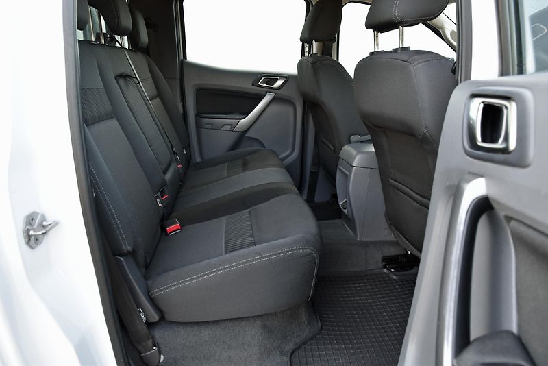 Ford Ranger 2.2 TDCi XLT DC 4X4, KLIMA, ČR - fotka 40 z 50