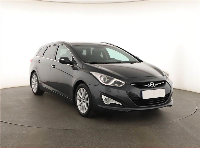 Hyundai i40 (2013) 1.7 CRDi, Serv.kniha, Xenony - fotografie inzerátu