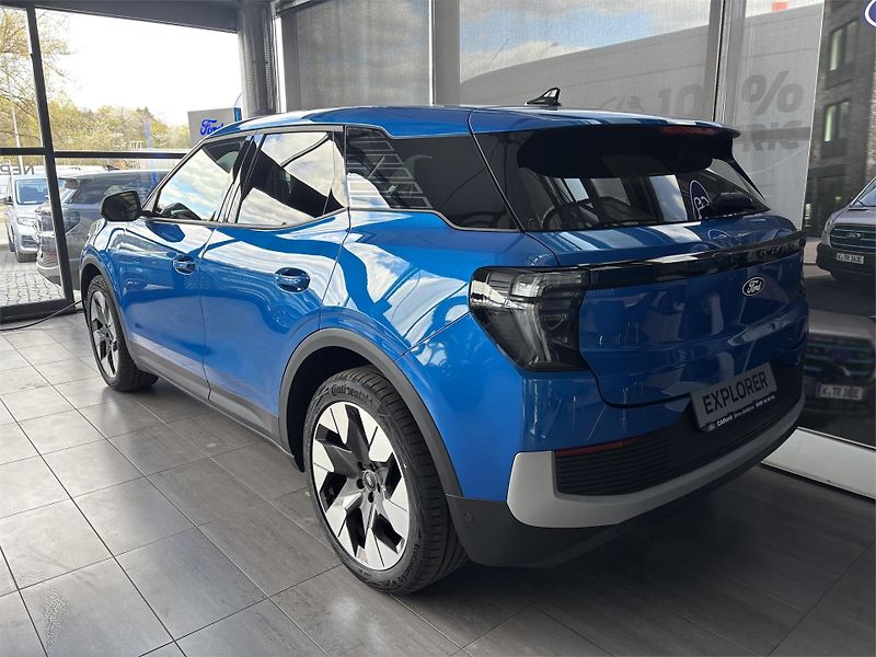 Ford Explorer Premium, SUV, 77 kWh prodlouže - fotka 4 z 9