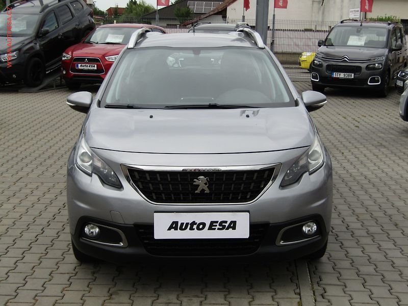 Peugeot 2008 (2017) 1.6 HDi, ČR, Active, navi - fotka 2 z 20