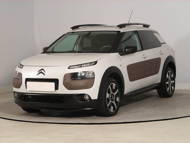 Citroën C4 Cactus (2014) 1.2 PureTech, Serv.kniha, Navi - fotka 2 z 19