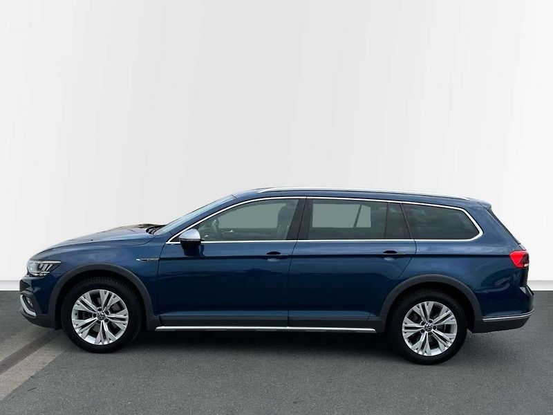 Volkswagen Passat (2022) 2.0 TDI Alltrack 4MOT DSG - fotka 20 z 20