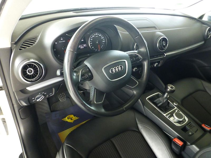 Audi A3 (2013) 2,0tTDI-110KW*VYHŘ.SED**XENONY - fotka 12 z 27